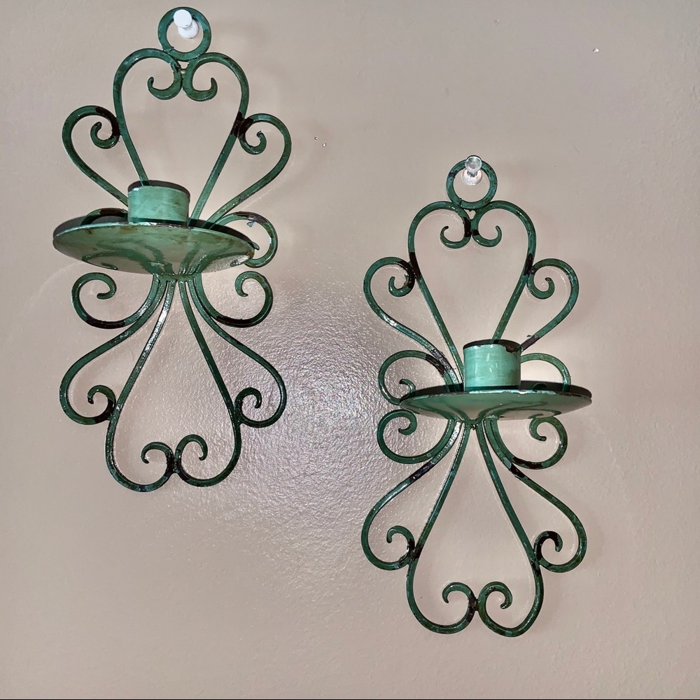 Green Small Pair Wall Decor Candleholders